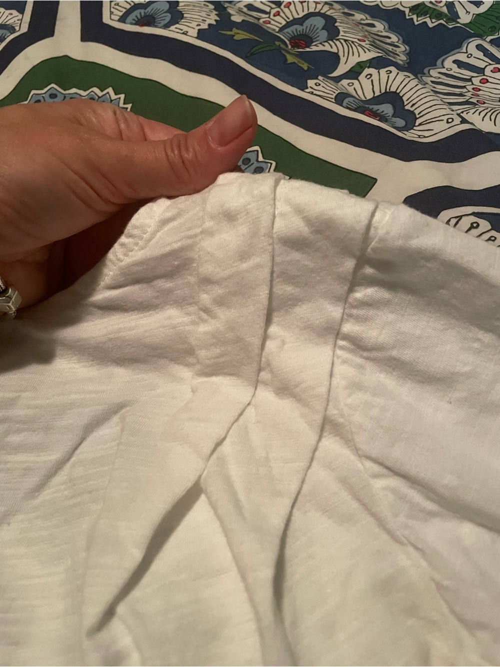 Easy Clothing -White Nola shirt - Picture 2 of 12